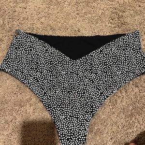 Buffbunny bossy print shark bite bottoms